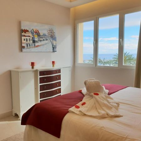 Fantastic Apartment In Front Of The Sea & Marina Estepona Ngoại thất bức ảnh