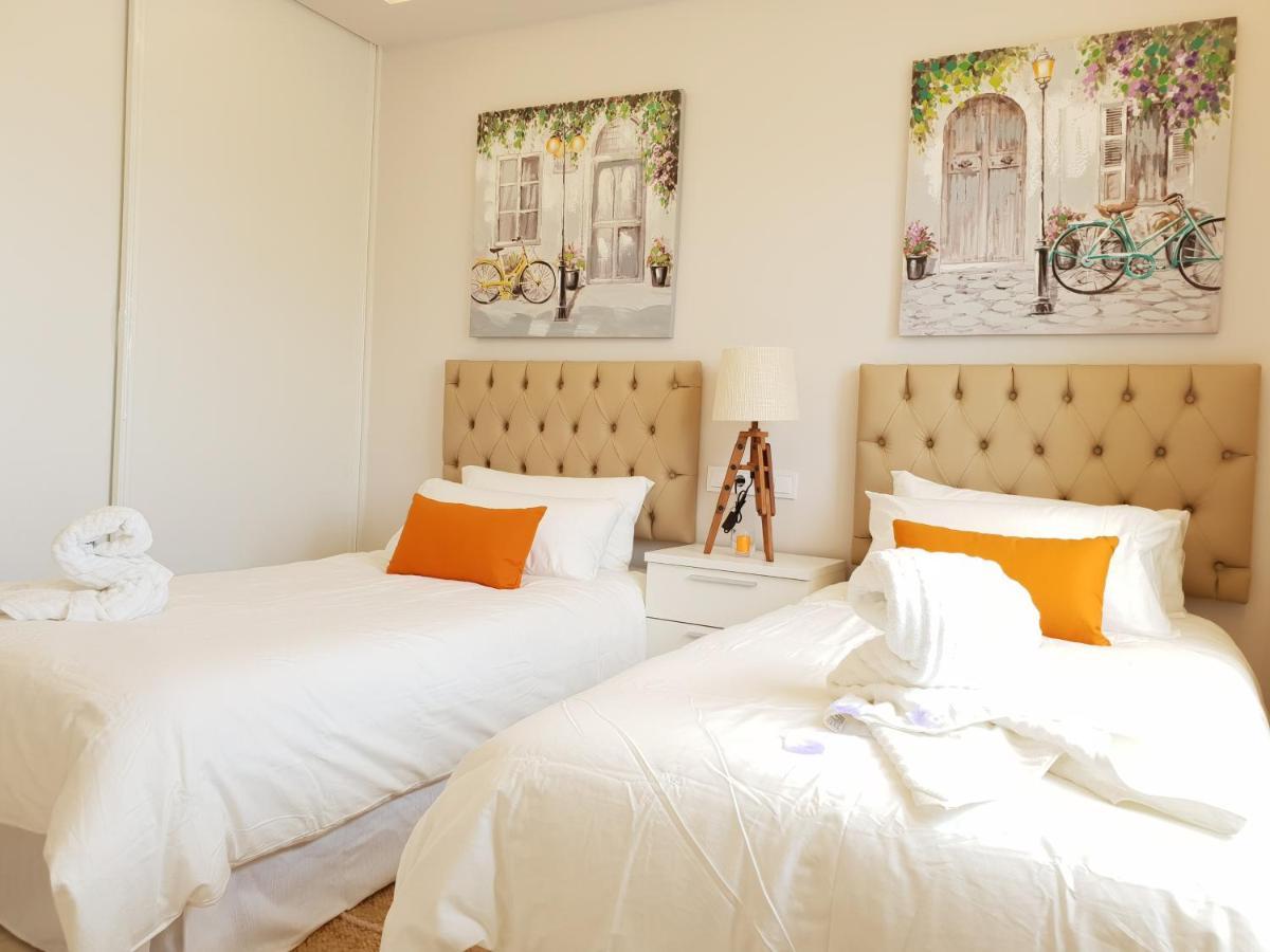 Fantastic Apartment In Front Of The Sea & Marina Estepona Ngoại thất bức ảnh