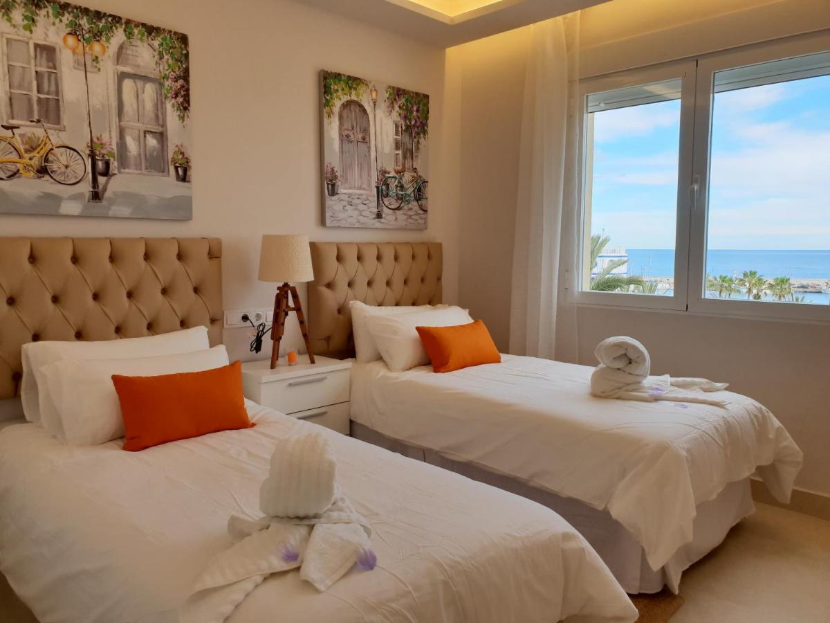 Fantastic Apartment In Front Of The Sea & Marina Estepona Ngoại thất bức ảnh