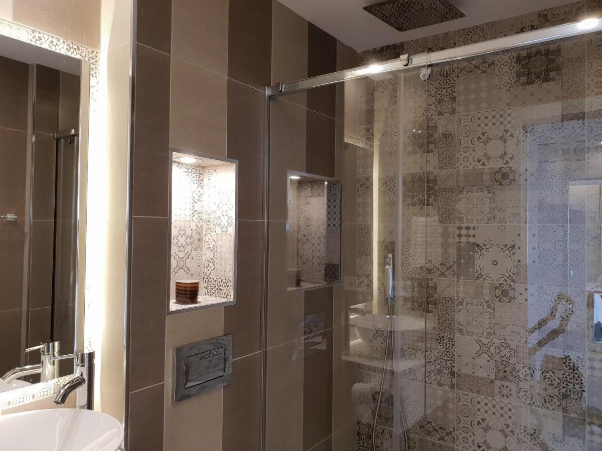 Fantastic Apartment In Front Of The Sea & Marina Estepona Ngoại thất bức ảnh